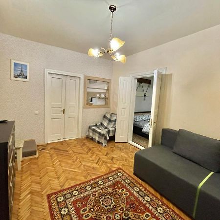 Style Apartments In Old Lviv Exterior photo